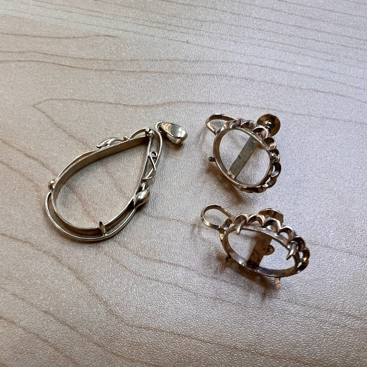 貴金属 K18 石の取れた金枠の買取実績