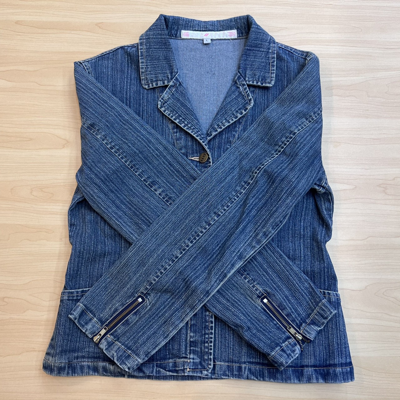 洋服 DKNY(ダナキャランニューヨーク) レディース デニムジャケットの買取実績